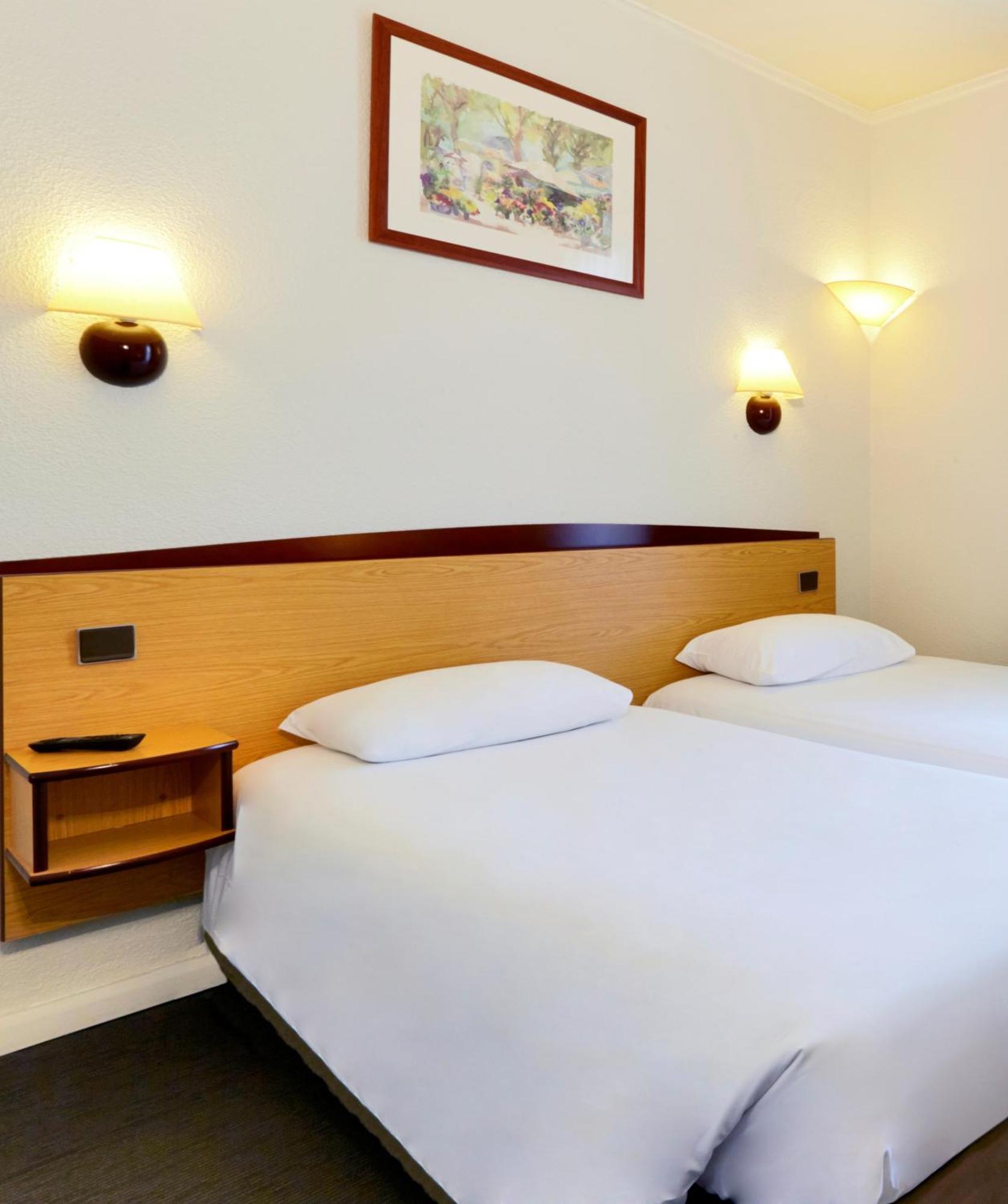 Campanile Livry-Gargan Hotel Eksteriør billede