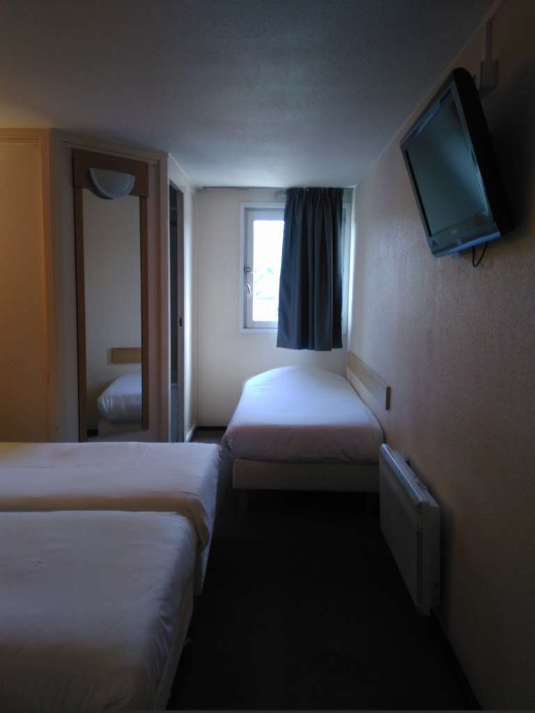 Campanile Livry-Gargan Hotel Værelse billede